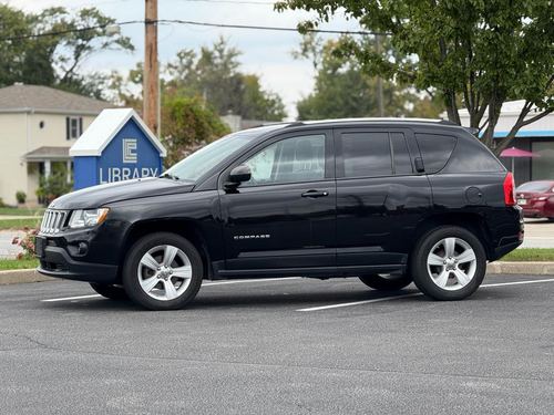 2012 Jeep Compass — photo 12