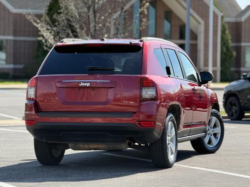 2017 Jeep Compass — photo 9