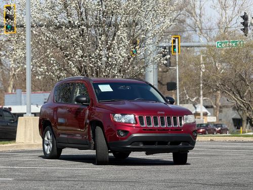 2017 Jeep Compass — photo 16