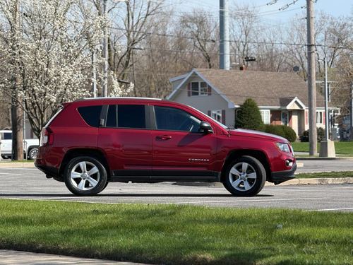 2017 Jeep Compass — photo 2