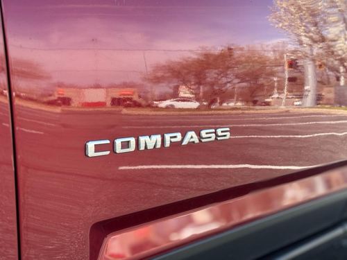 2017 Jeep Compass — photo 20