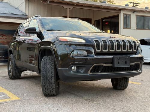 2016 Jeep Cherokee — photo 14