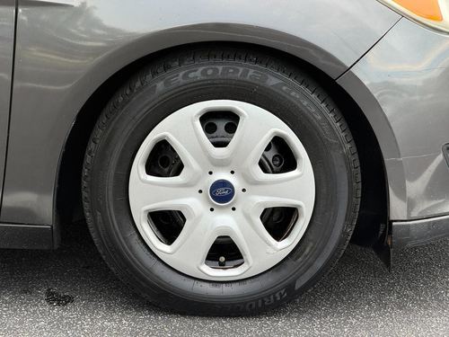 2015 Ford Focus — photo 18
