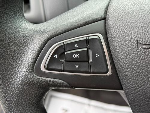 2015 Ford Focus — photo 26
