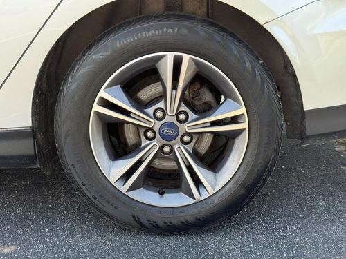 2017 Ford Focus — photo 20