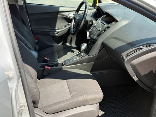 2017 Ford Focus — photo 50