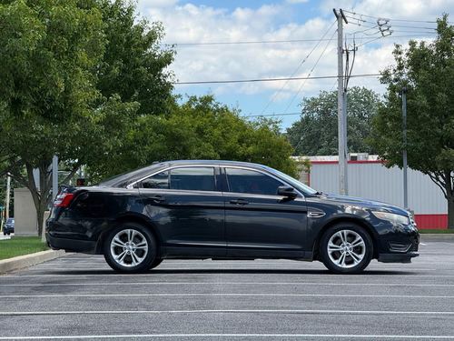 2014 Ford Taurus — photo 7