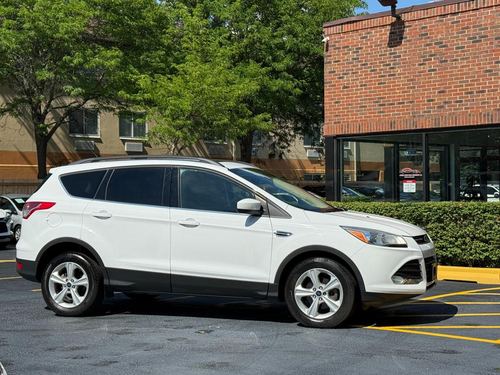 2016 Ford Escape — photo 15