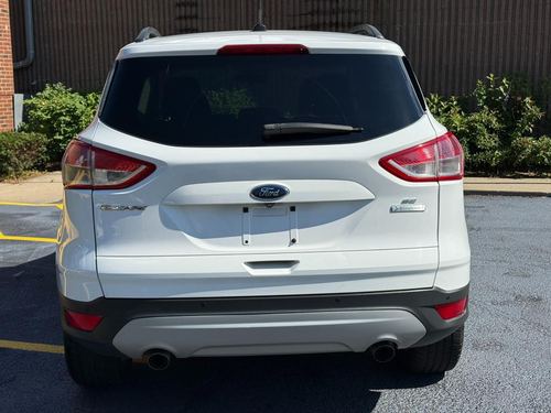 2016 Ford Escape — photo 19