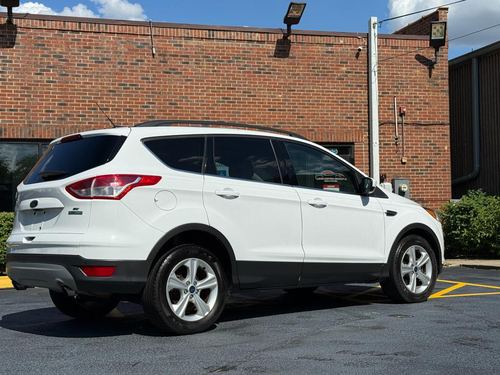 2016 Ford Escape — photo 30