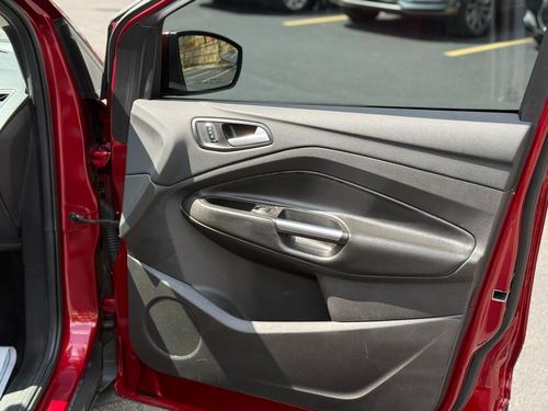2016 Ford Escape — photo 22