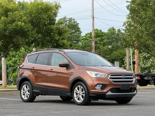 2017 Ford Escape — photo 2
