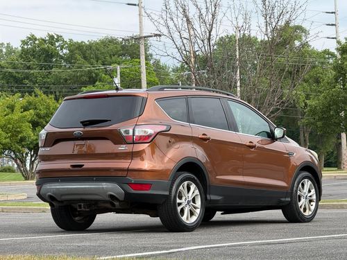 2017 Ford Escape — photo 8
