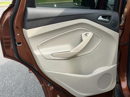 2017 Ford Escape — photo 20