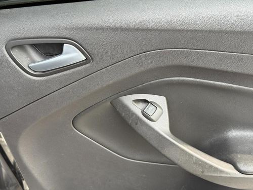 2017 Ford Escape — photo 22