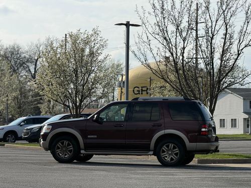 2006 Ford Explorer — photo 11