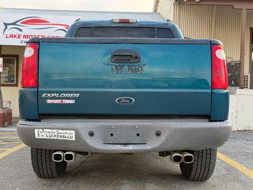 2001 Ford Explorer — photo 9