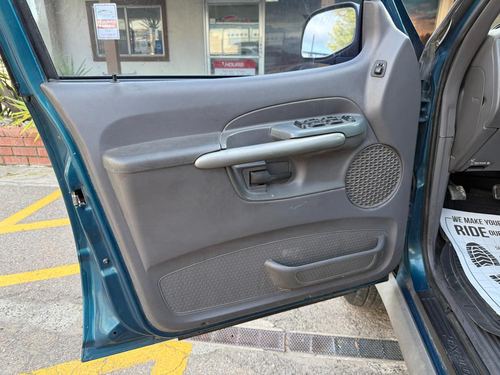 2001 Ford Explorer — photo 18