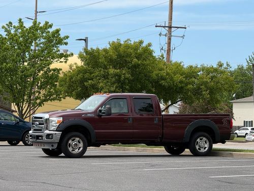 2011 Ford F-250 — photo 3