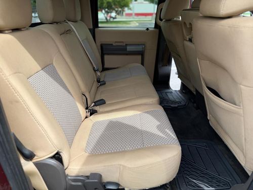2011 Ford F-250 — photo 18