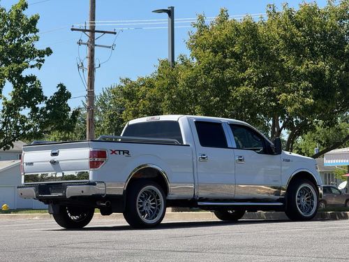2014 Ford F150 — photo 8