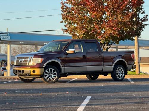 2010 Ford F150 — photo 2