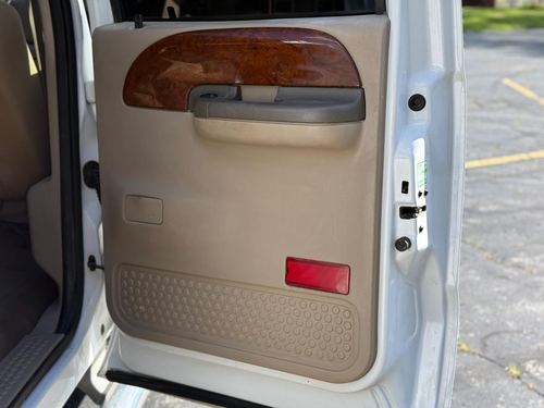 2003 Ford F250 — photo 17