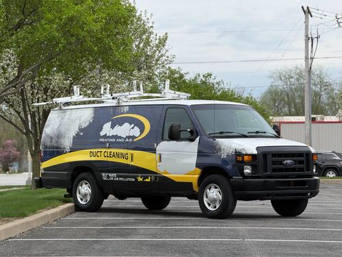 2012 Ford E350 — photo 10