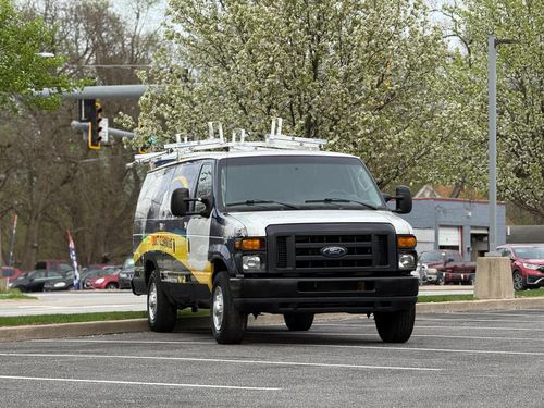 2012 Ford E350 — photo 14