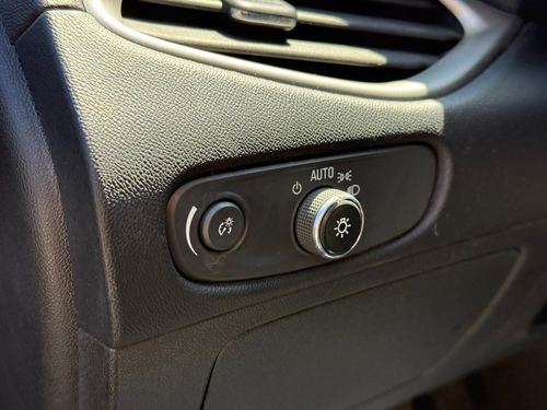 2022 Chevrolet Malibu — photo 11
