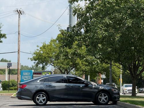 2018 Chevrolet Malibu — photo 10
