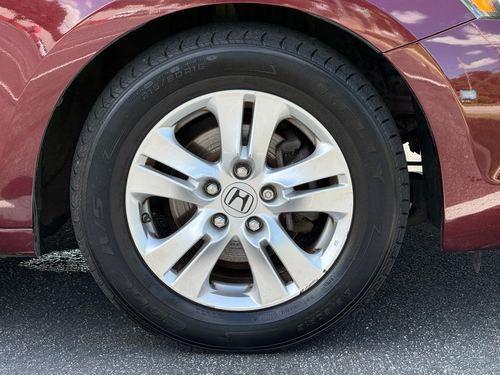 2009 Honda Accord — photo 21