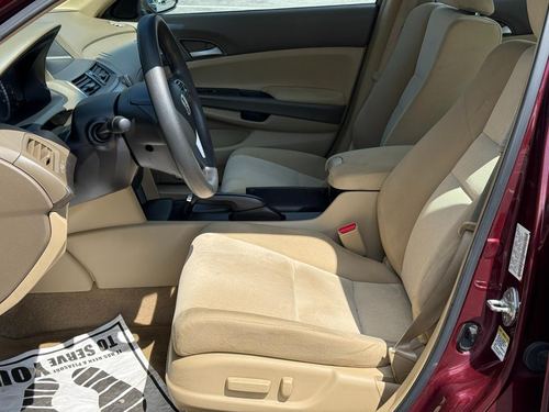 2009 Honda Accord — photo 26