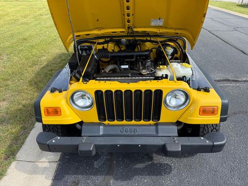 2004 Jeep Wrangler — photo 3