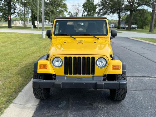2004 Jeep Wrangler — photo 4