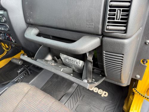 2004 Jeep Wrangler — photo 29