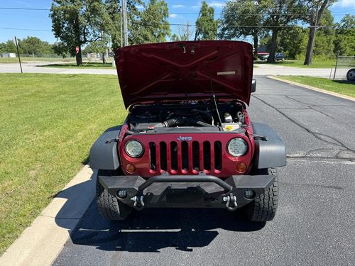 2011 Jeep Wrangler — photo 5
