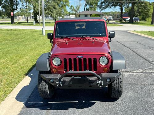 2011 Jeep Wrangler — photo 6