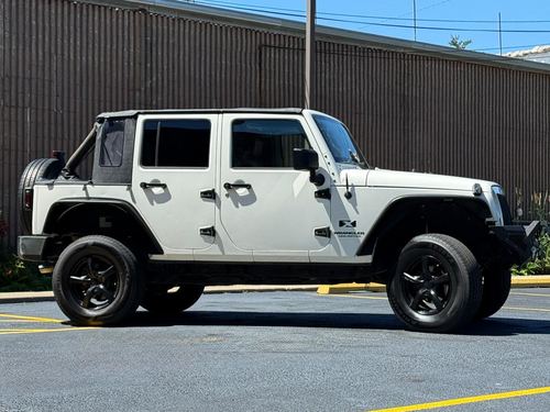 2008 Jeep Wrangler X — photo 9