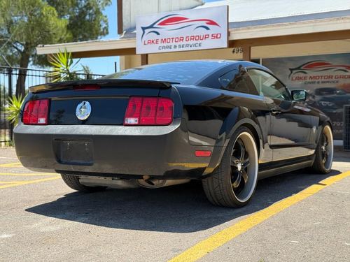 2009 Ford Mustang — photo 10