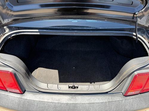 2009 Ford Mustang — photo 13