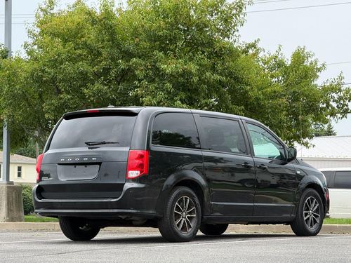 2014 Dodge Grand Caravan — photo 8