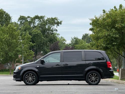 2014 Dodge Grand Caravan — photo 43