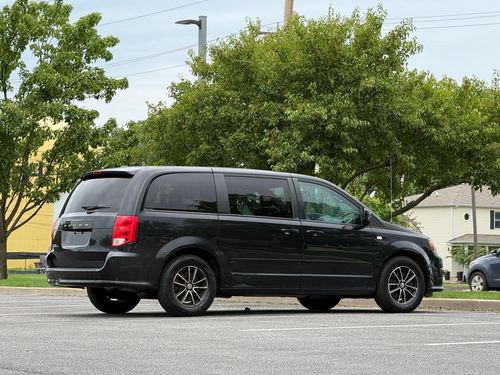 2014 Dodge Grand Caravan — photo 52