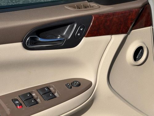 2008 Chevrolet Impala — photo 17