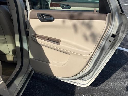 2008 Chevrolet Impala — photo 26