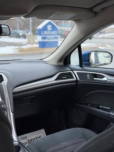 2017 Ford Fusion — photo 17