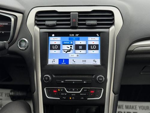 2017 Ford Fusion — photo 24