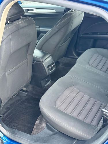 2017 Ford Fusion — photo 28