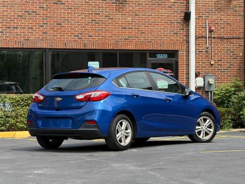 2017 Chevrolet Cruze — photo 13
